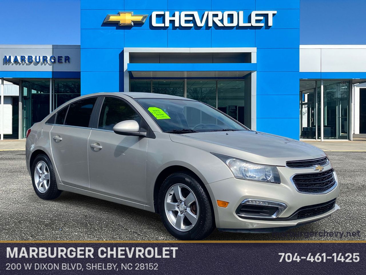Champagne Silver Metallic 2015 Chevrolet Cruze Sedan Front-Wheel Drive 6-Speed Automatic Overdrive