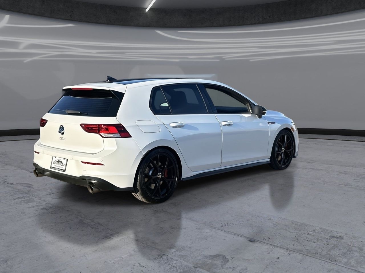 View vehicle photo 5