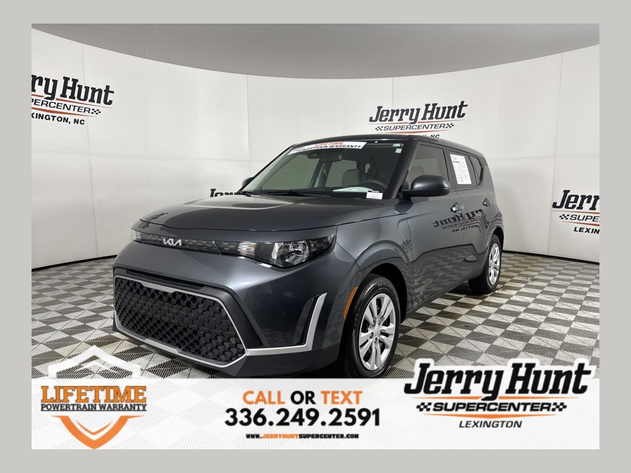 Gravity Gray 2025 Kia Soul SUV / Crossover Front-Wheel Drive Continuously Variable Transmission