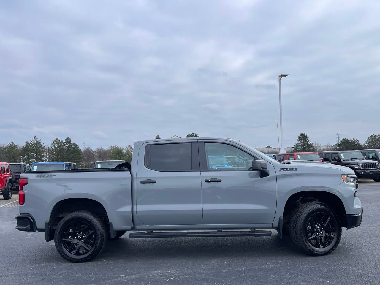 2024 Chevrolet Silverado 1500 LT Trail Boss 2