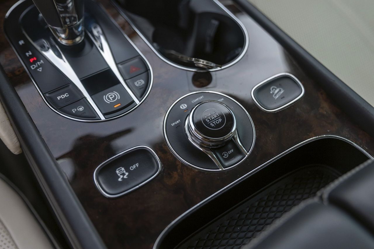 Used Car 2021 Bentley Bentayga  V8 For Sale Under $130,000 In Austin, Texas