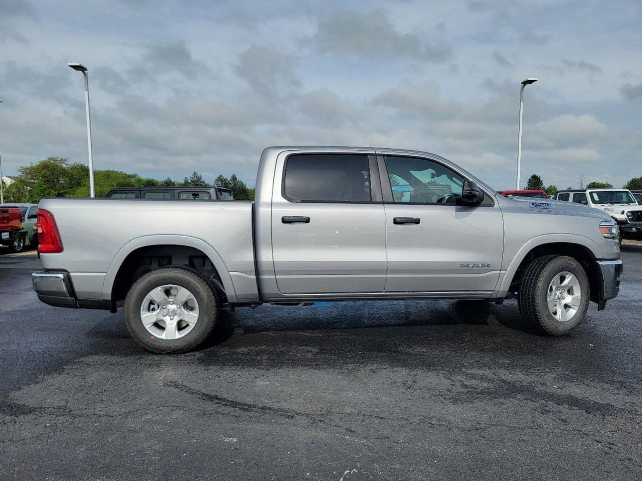 2025 Ram 1500 Big Horn/Lone Star 8