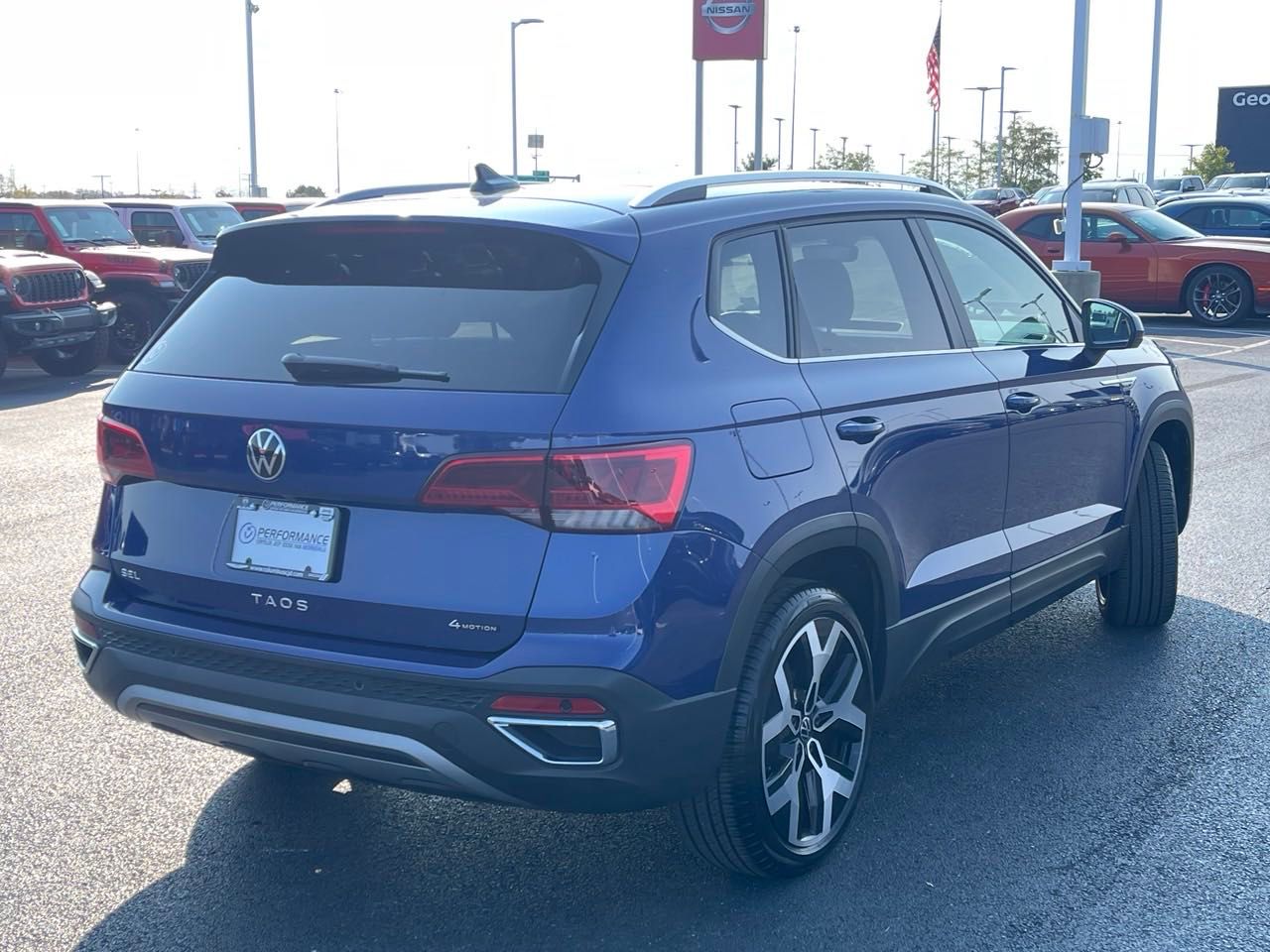 2022 Volkswagen Taos 1.5T SEL 3