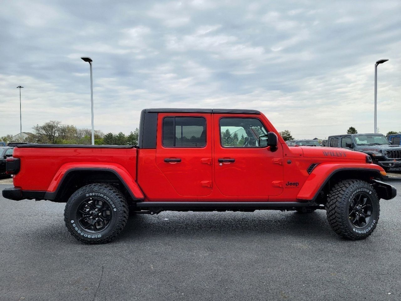 2024 Jeep Gladiator  7