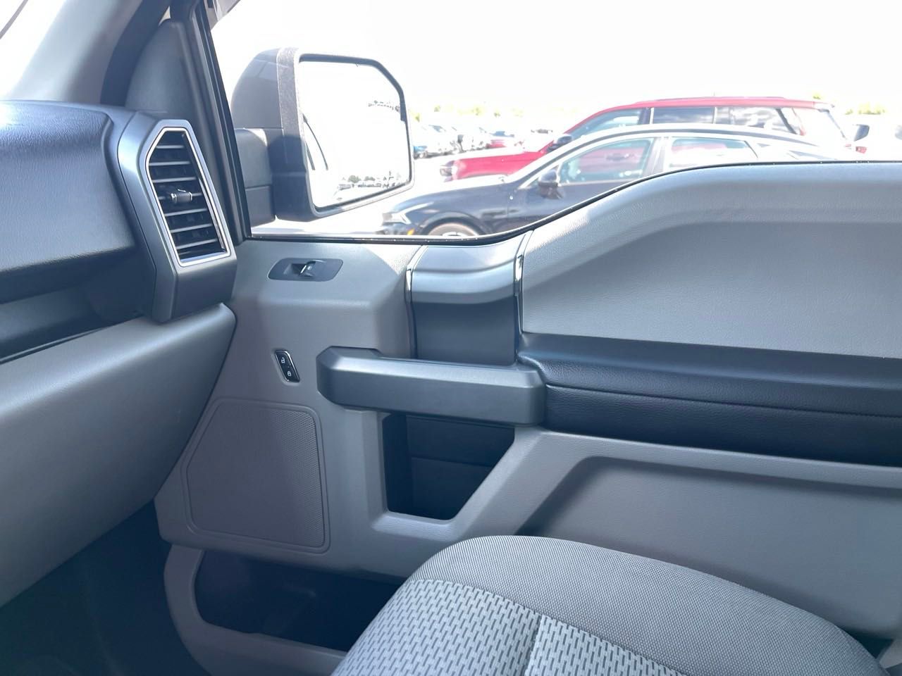 2018 Ford F-150 XLT 25