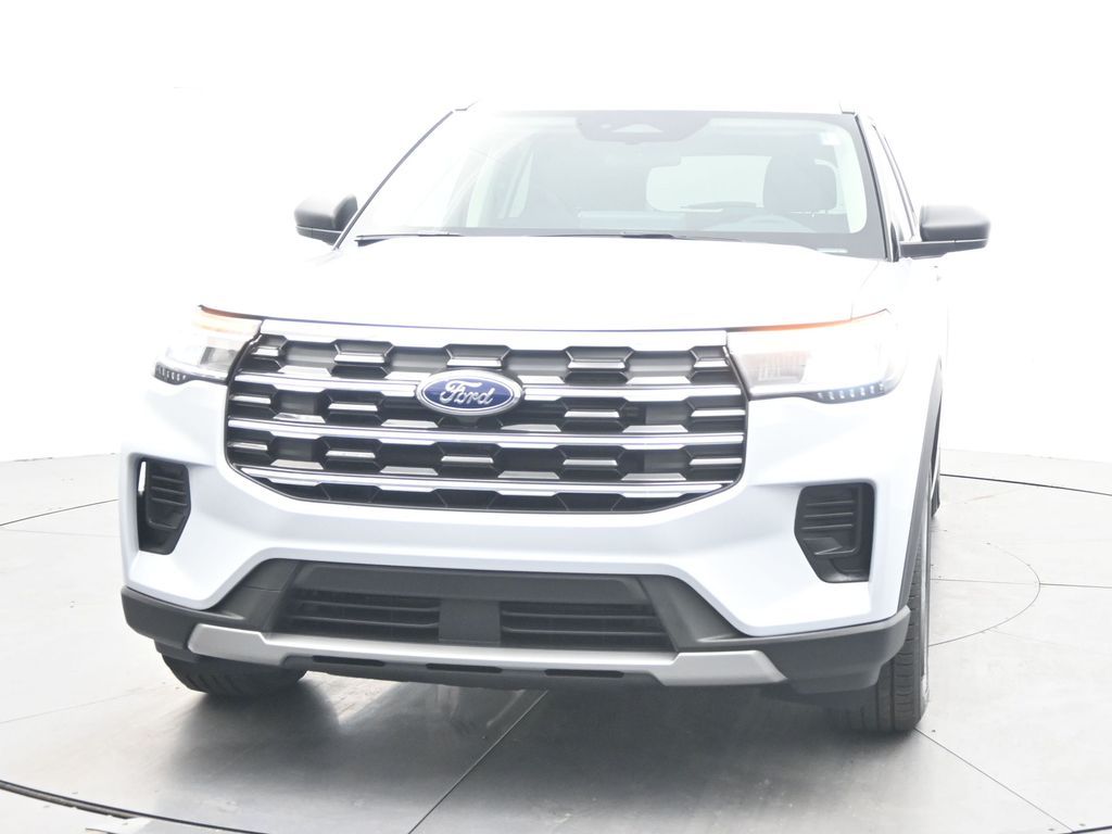 View vehicle photo 2