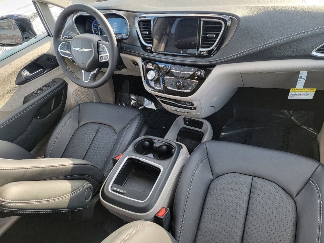 2024 Chrysler Pacifica Hybrid Select 19