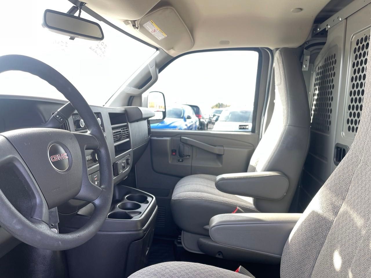 2019 GMC Savana 2500 Work Van 13