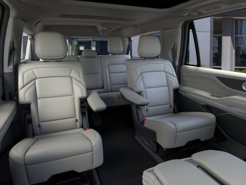 new 2026 Lincoln Navigator L car, priced at $111,840