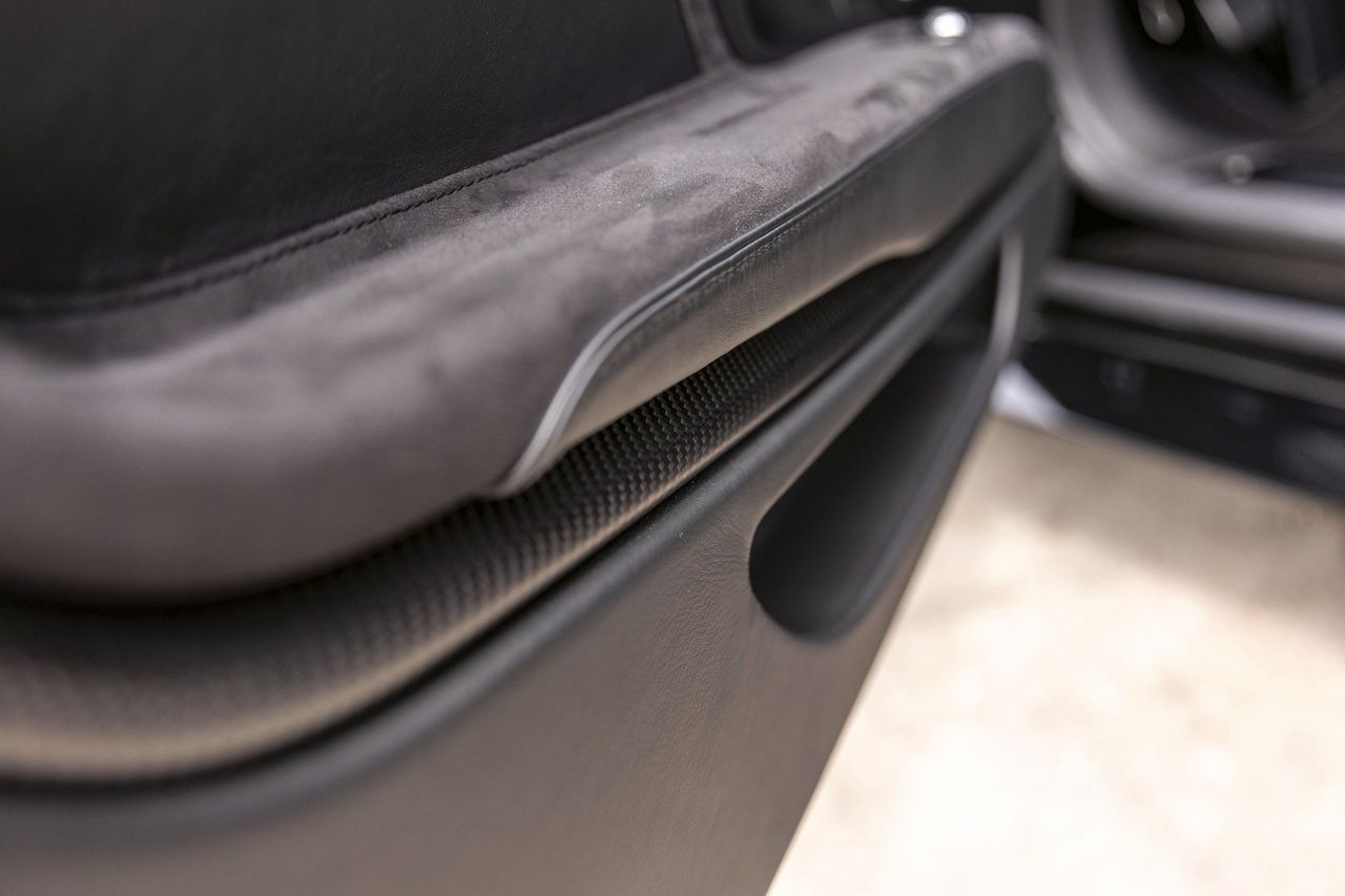 Used Car 2019 Aston Martin Dbs  Superleggera For Sale Under $230,000 In Austin, Texas