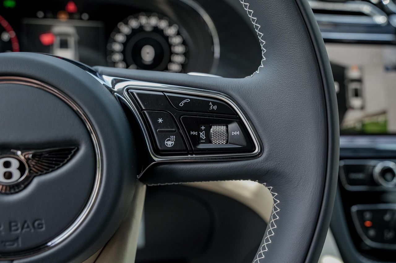 New Car 2025 Bentley Bentayga  S For Sale Under $320,000 In Austin, Texas