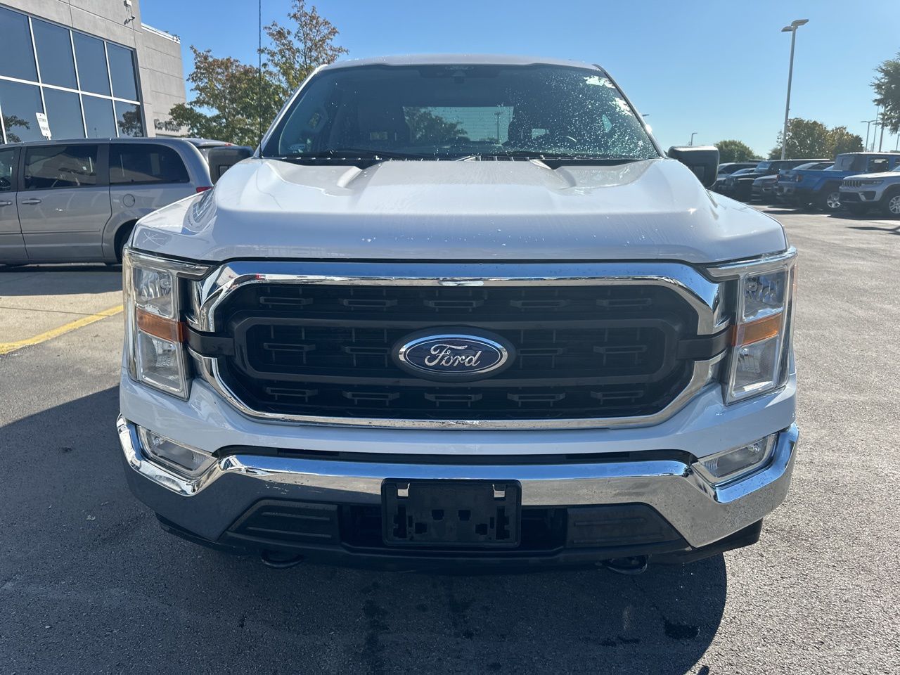 2021 Ford F-150 XLT 2