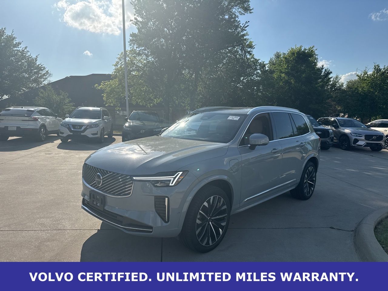 Gray (Vapour Grey Metallic) 2026 Volvo XC90 Recharge T8 Plus 7-Passenger eAWD SUV / Crossover All-Wheel Drive Automatic