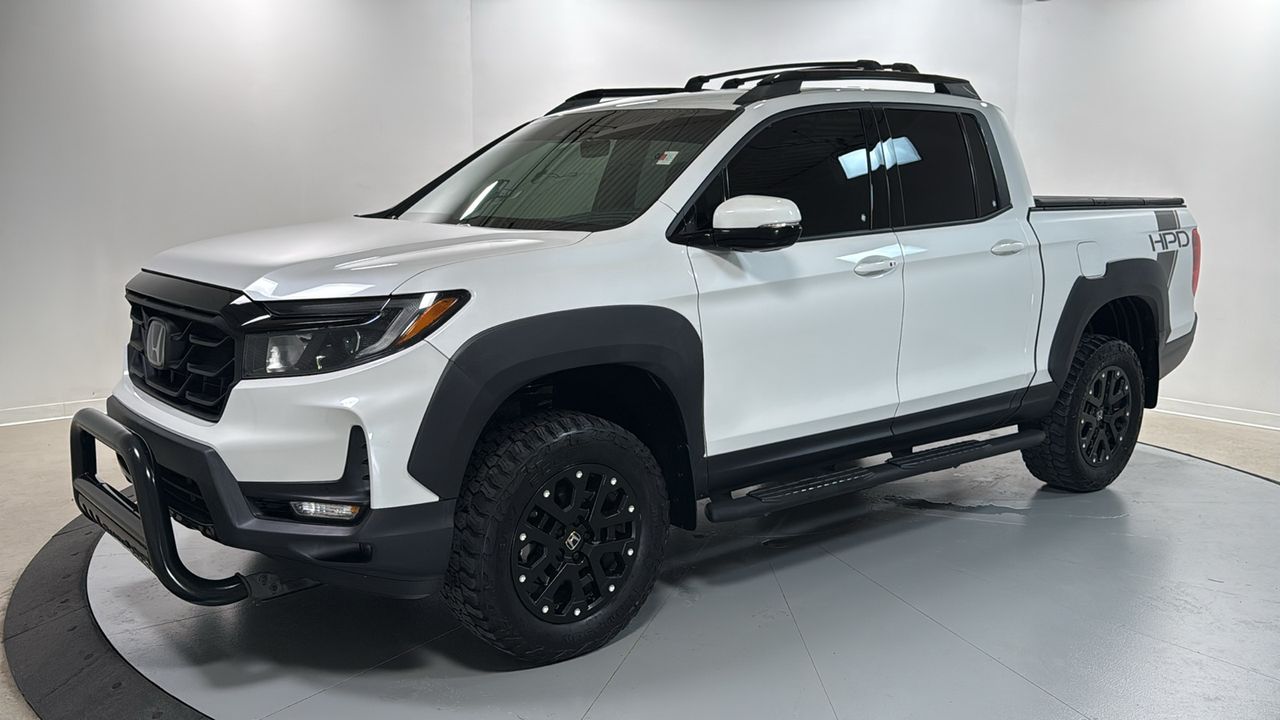 Platinum White Pearl 2023 Honda Ridgeline RTL-E AWD Pickup Truck All-Wheel Drive 9-Speed Automatic