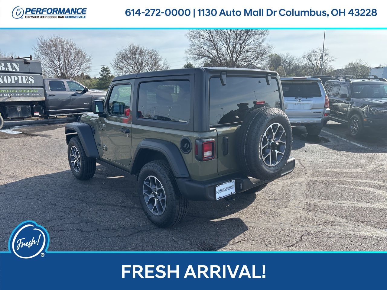 View vehicle photo 6