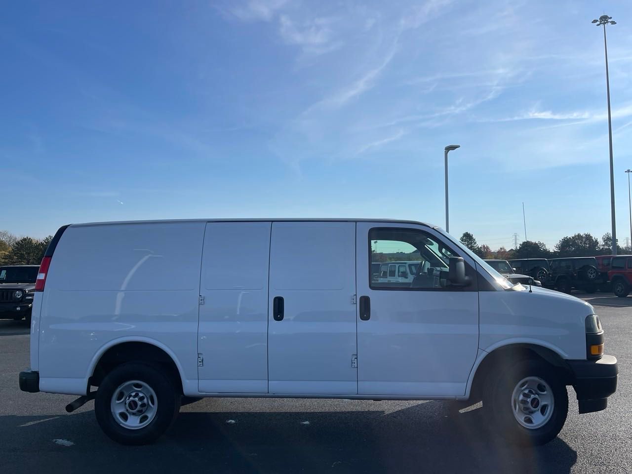 2019 GMC Savana 2500 Work Van 2