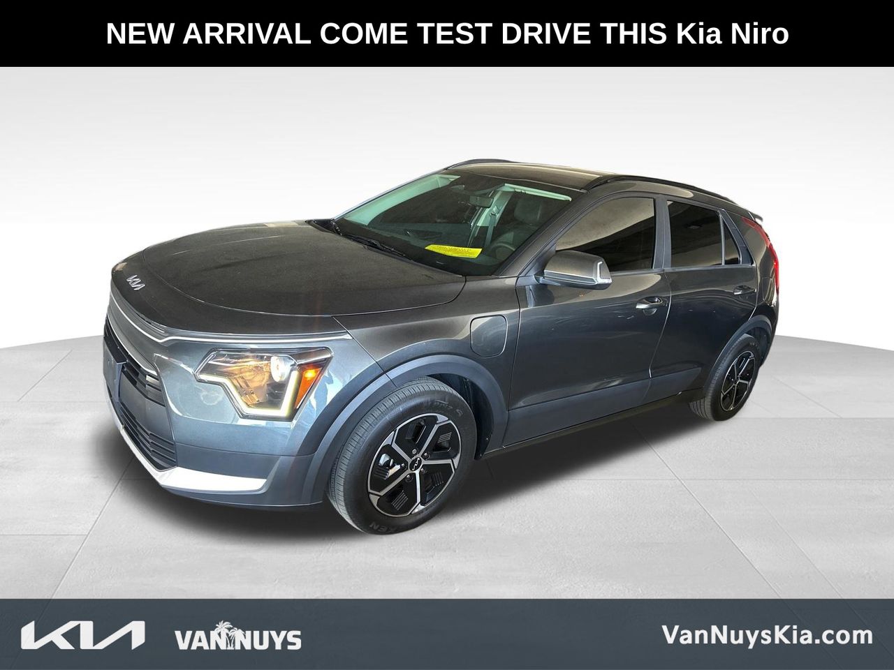 2025 Kia Niro Hybrid Plug-In EX FWD