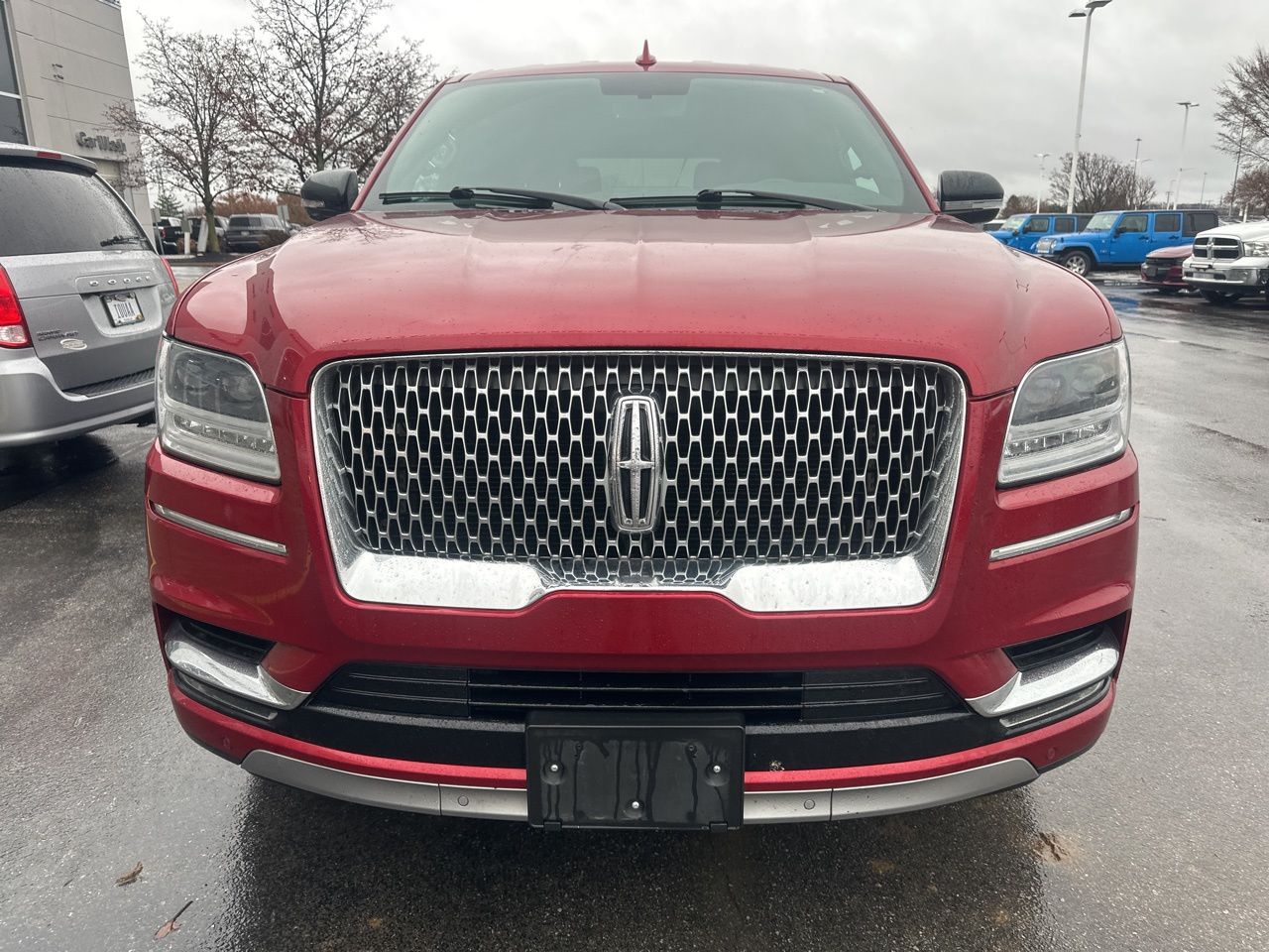 2019 Lincoln Navigator Standard 2