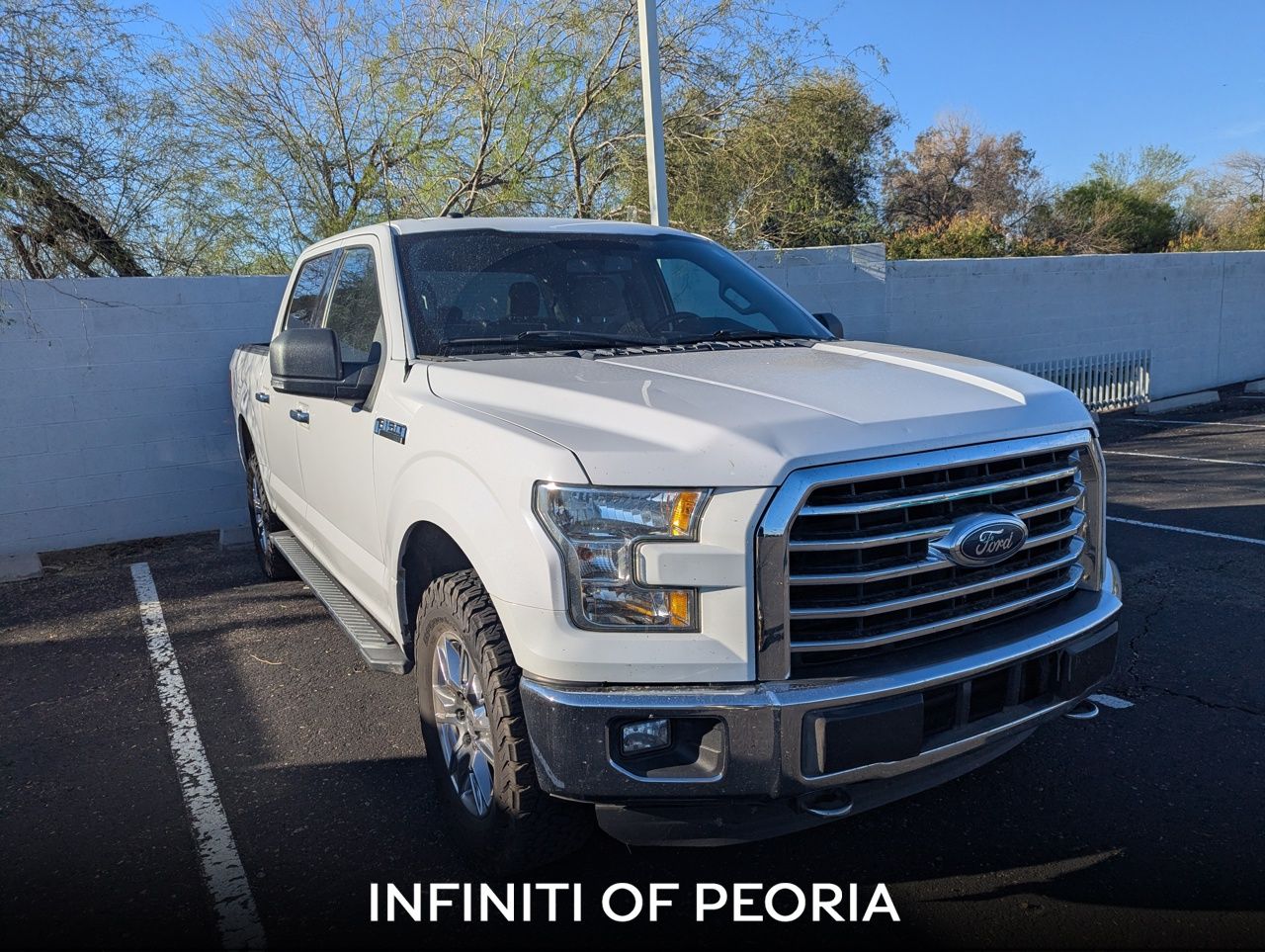 Oxford White 2016 Ford F-150 XLT SuperCrew 4WD Pickup Truck Four-Wheel Drive 6-Speed Automatic