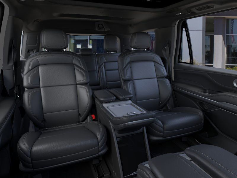new 2026 Lincoln Navigator car, priced at $112,585
