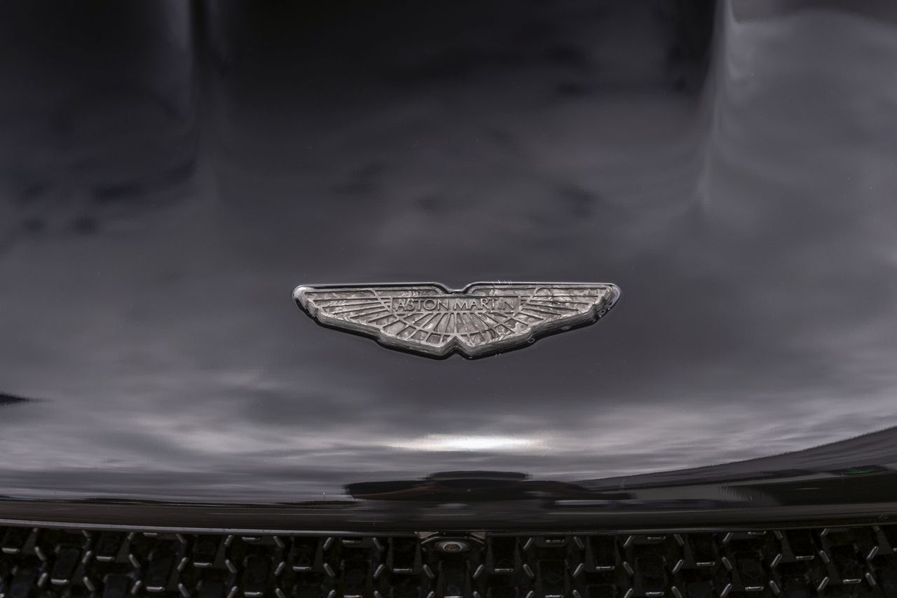 Used Car 2019 Aston Martin Dbs  Superleggera For Sale Under $230,000 In Austin, Texas