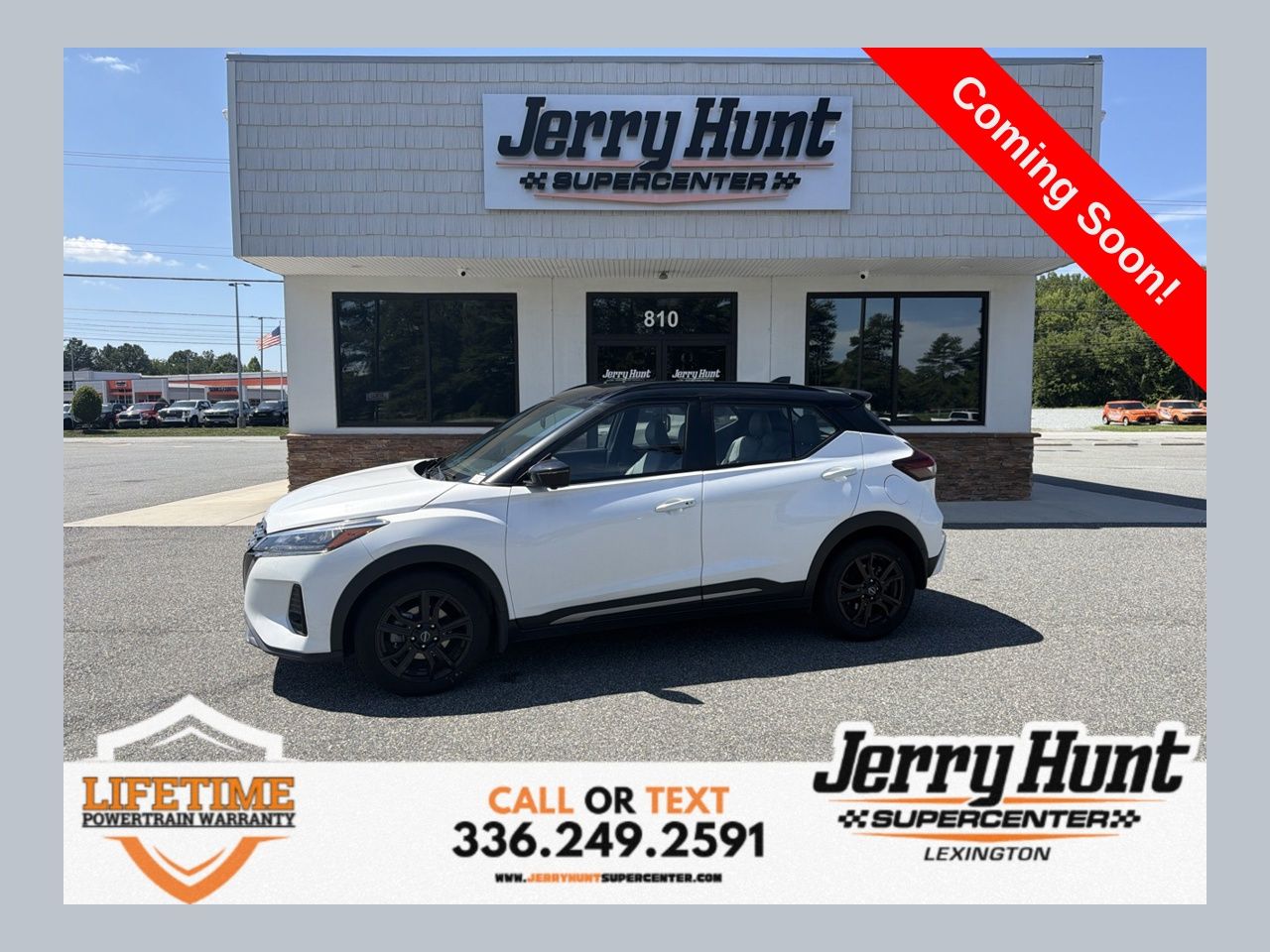 Aspen White/Super Black 2023 Nissan Kicks SUV / Crossover Front-Wheel Drive Continuously Variable Transmission