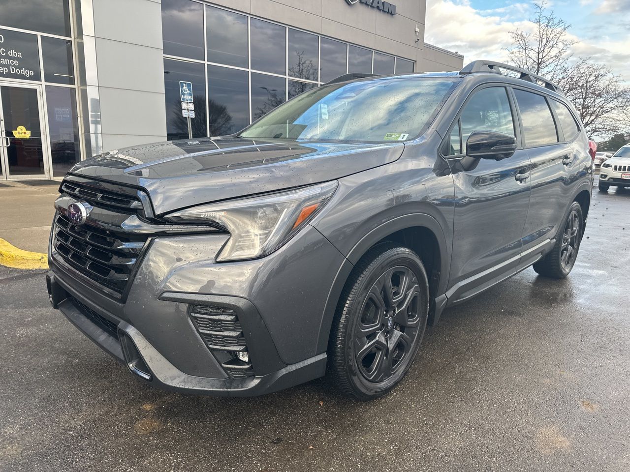 2023 Subaru Ascent Onyx Edition 3