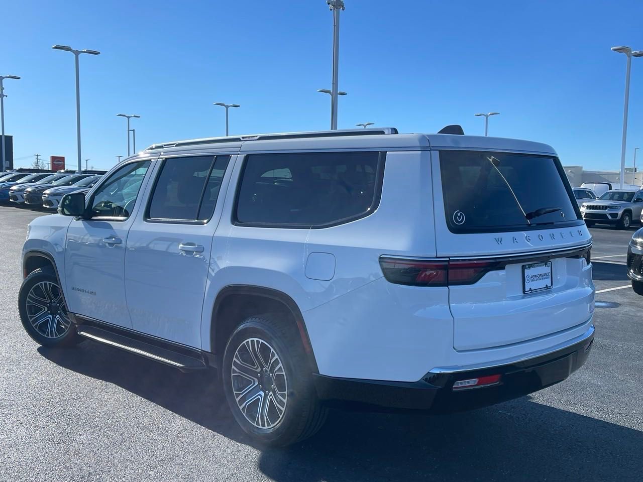 2024 Jeep Wagoneer L Series II 5