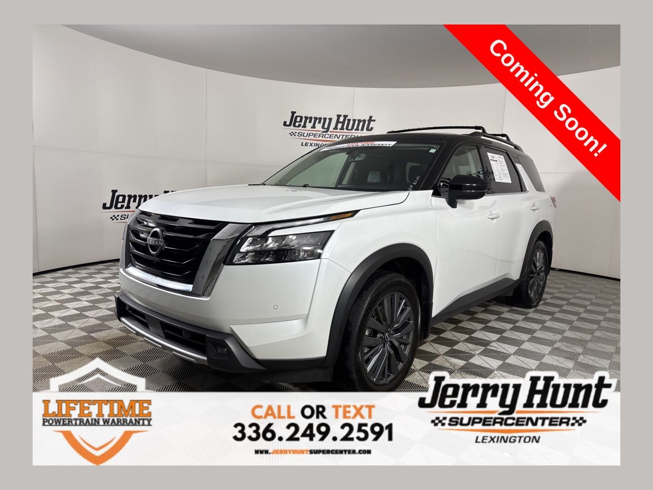 2025 Nissan Pathfinder SL FWD