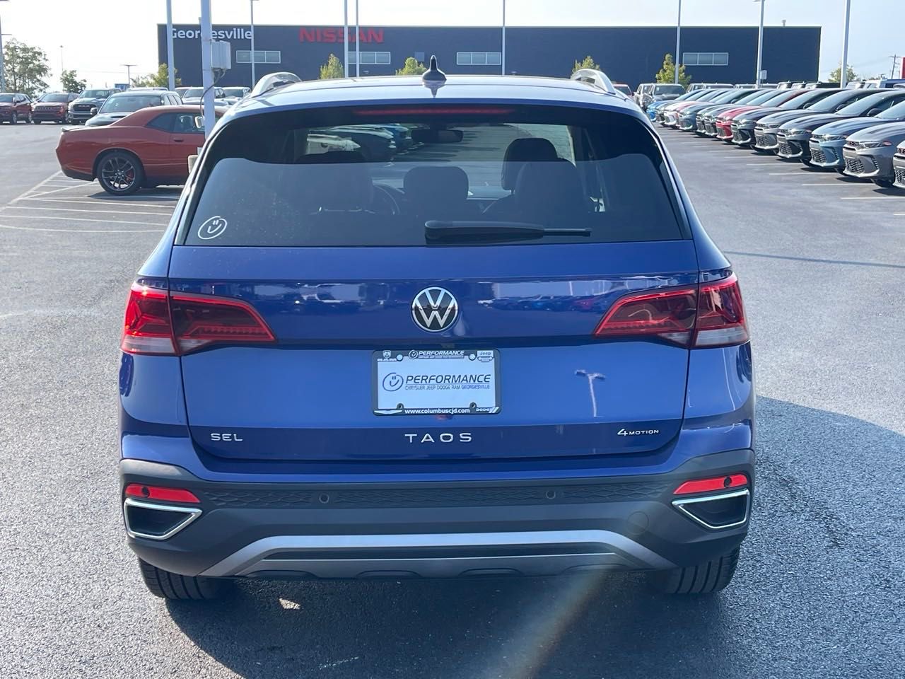 2022 Volkswagen Taos 1.5T SEL 4