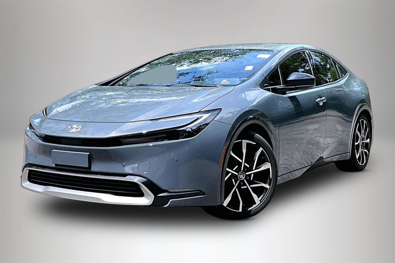 Gray 2024 Toyota Prius Prime Hatchback Front-Wheel Drive Continuously Variable Transmission