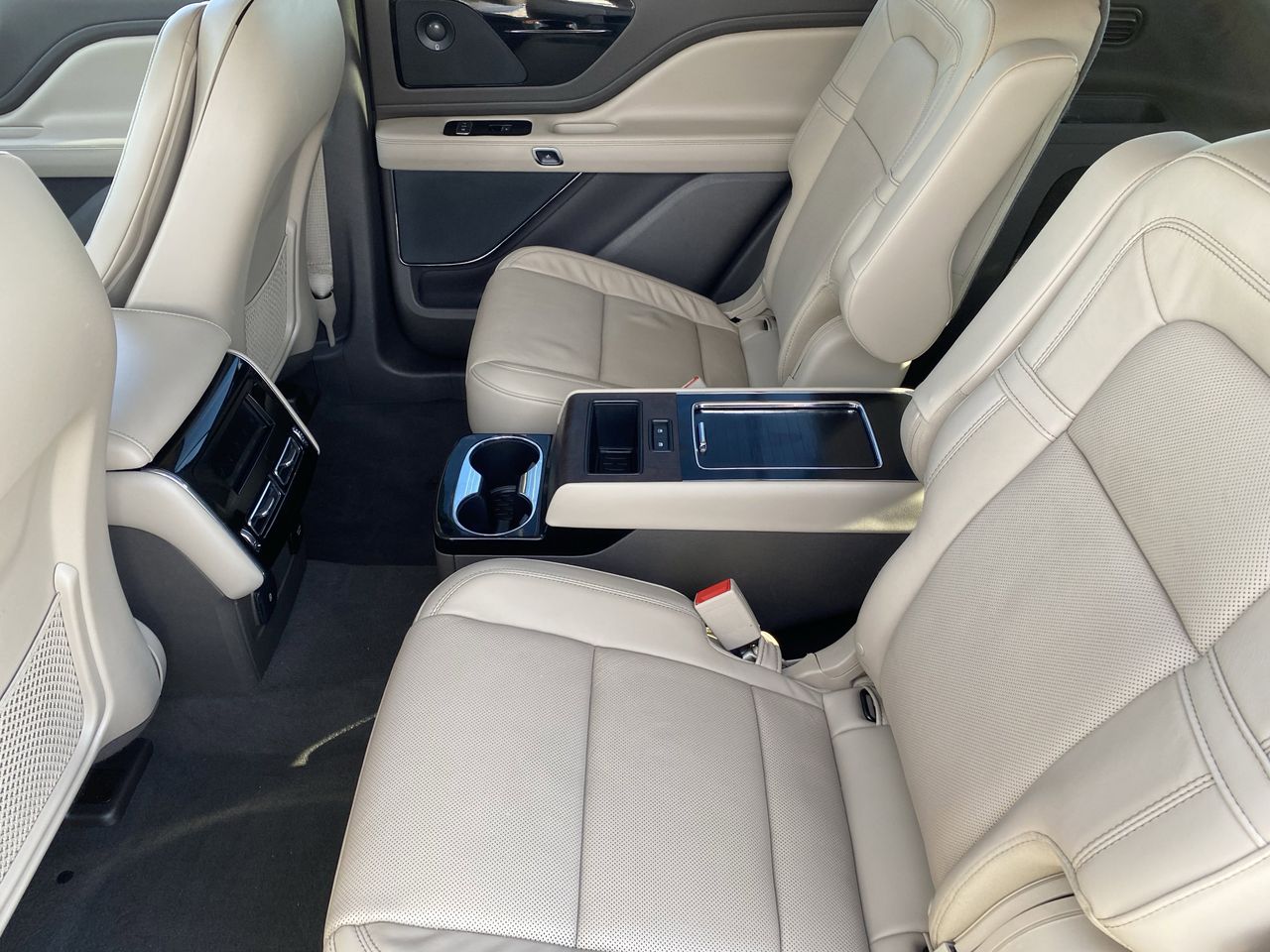 used 2023 Lincoln Aviator car, priced at $44,794