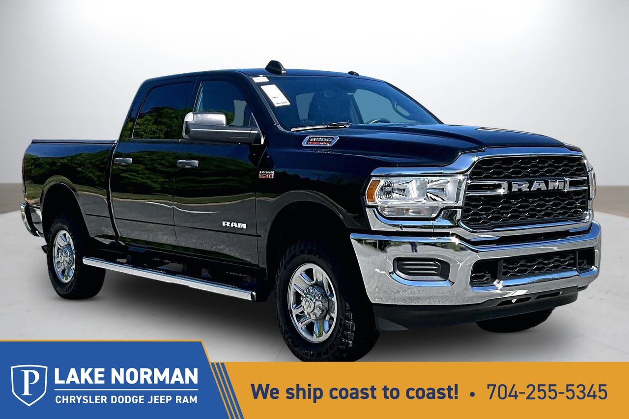 Diamond Black Crystal Pearlcoat 2022 RAM 2500 Tradesman Crew Cab 4WD Pickup Truck Four-Wheel Drive 8-Speed Automatic
