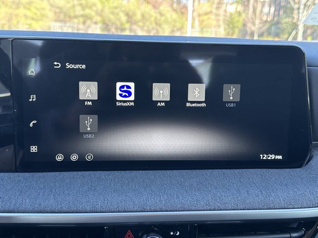 View vehicle photo 5