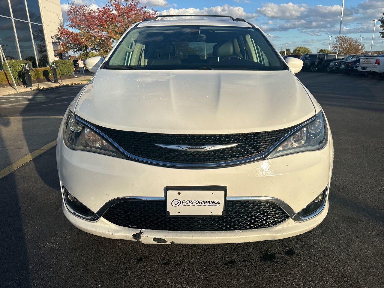 2017 Chrysler Pacifica Touring L 2