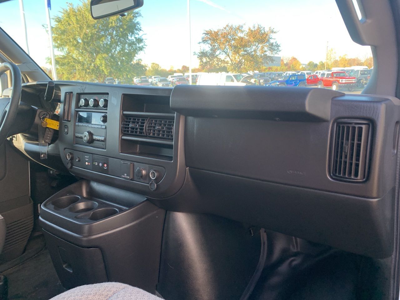 2019 GMC Savana 2500 Work Van 14