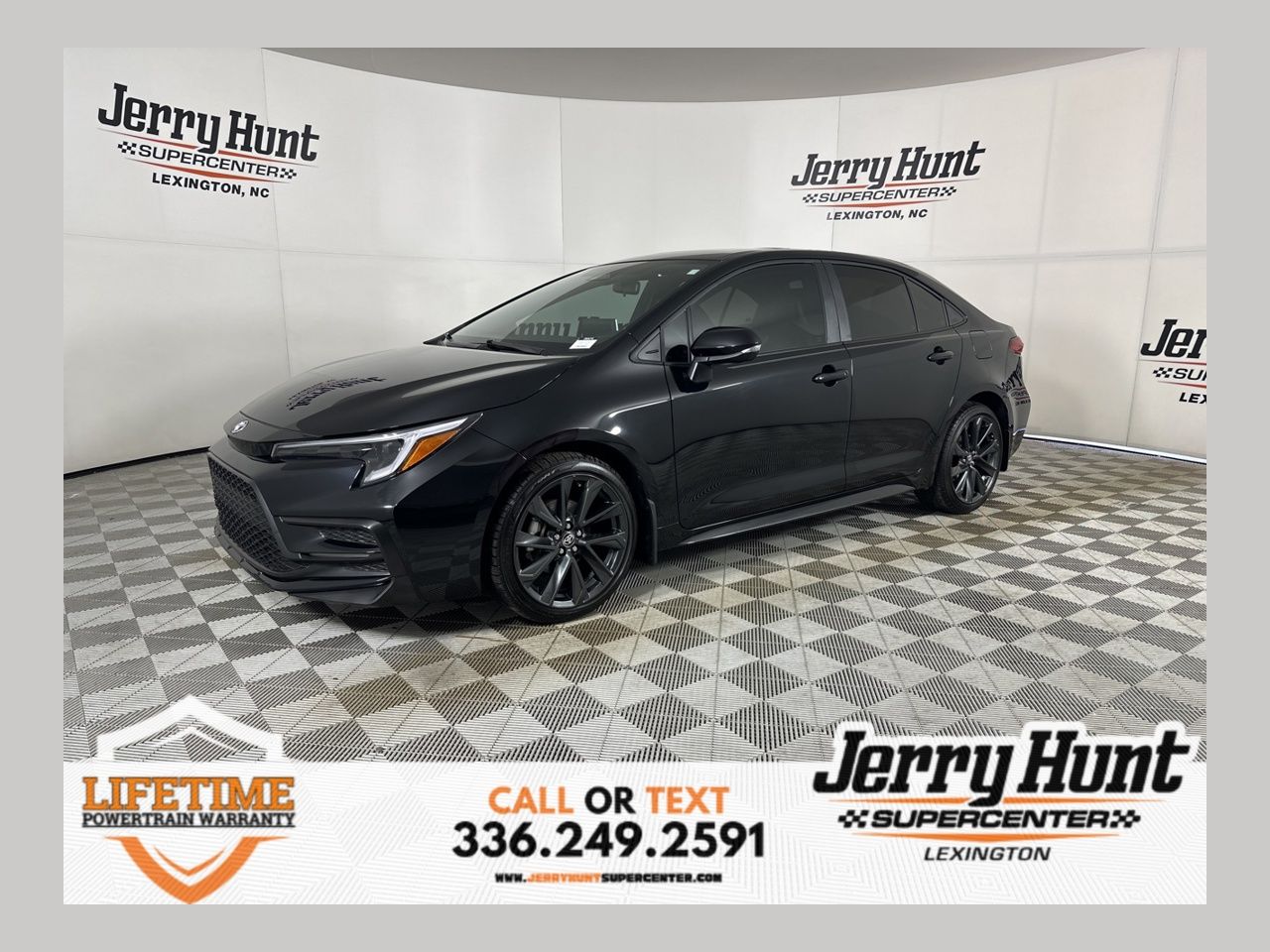 2025 Toyota Corolla XSE FWD