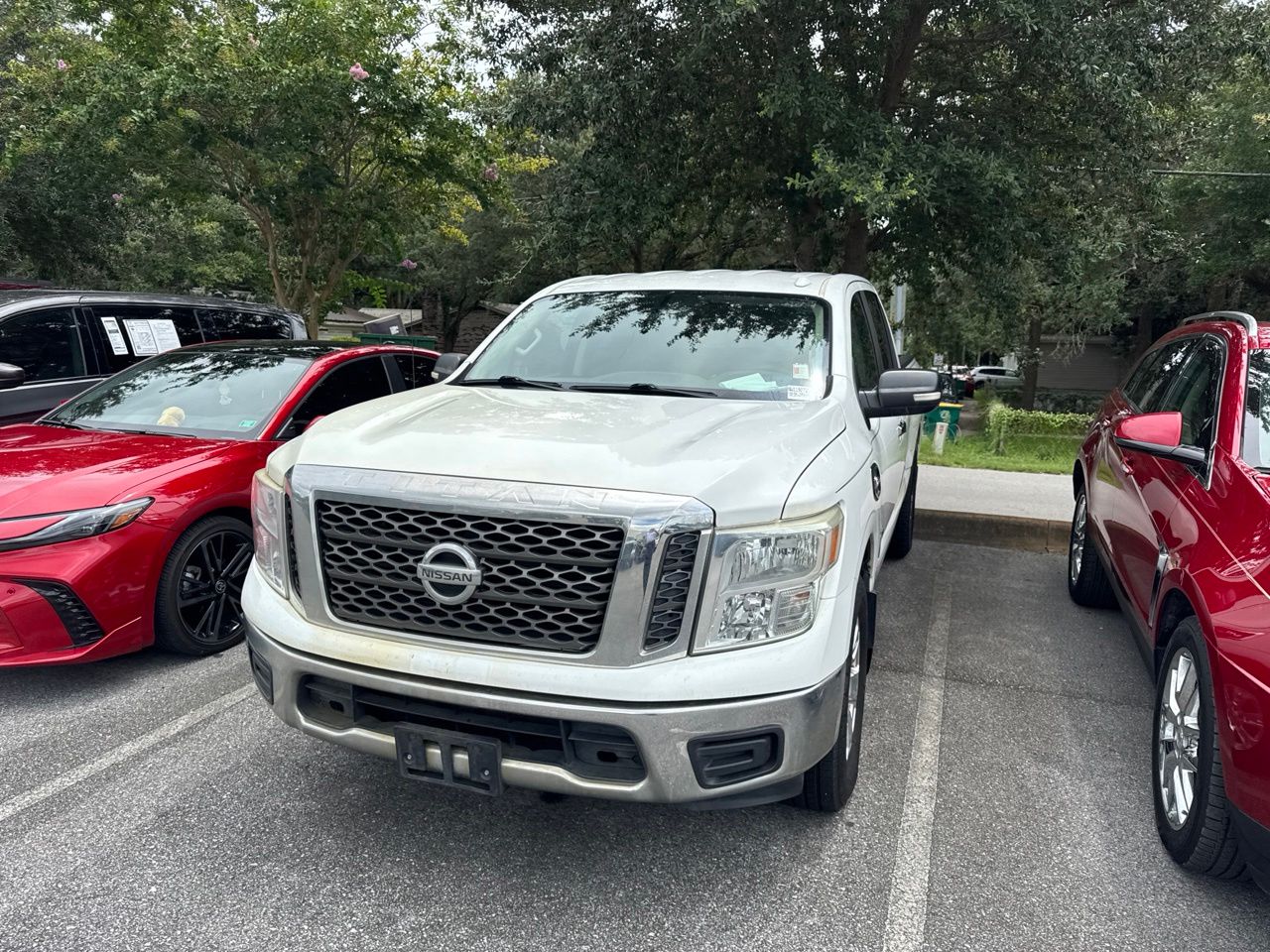Glacier White 2017 Nissan Titan Pickup Truck 4X2 7-Speed Automatic