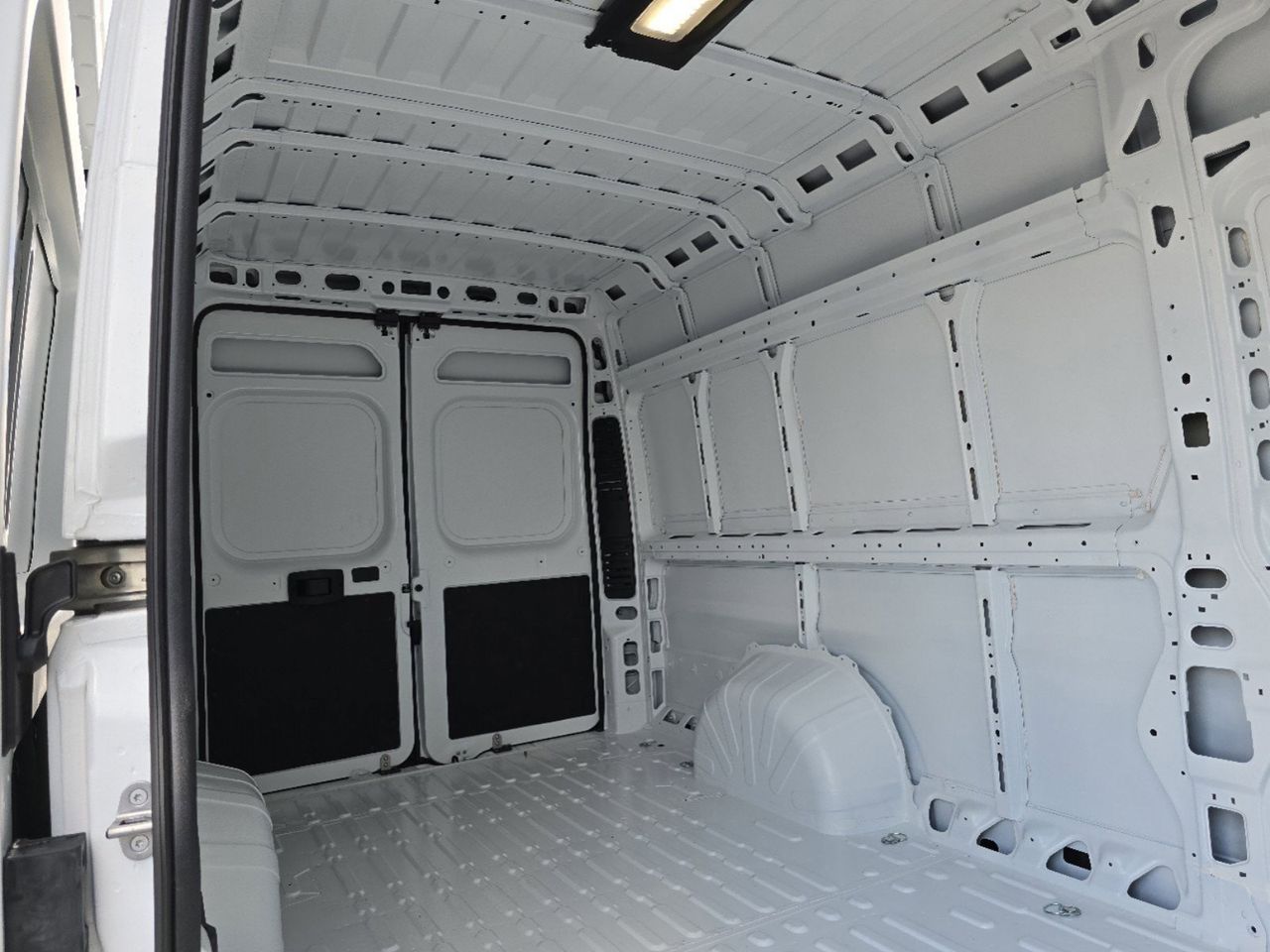 2024 Ram ProMaster 3500 High Roof 12