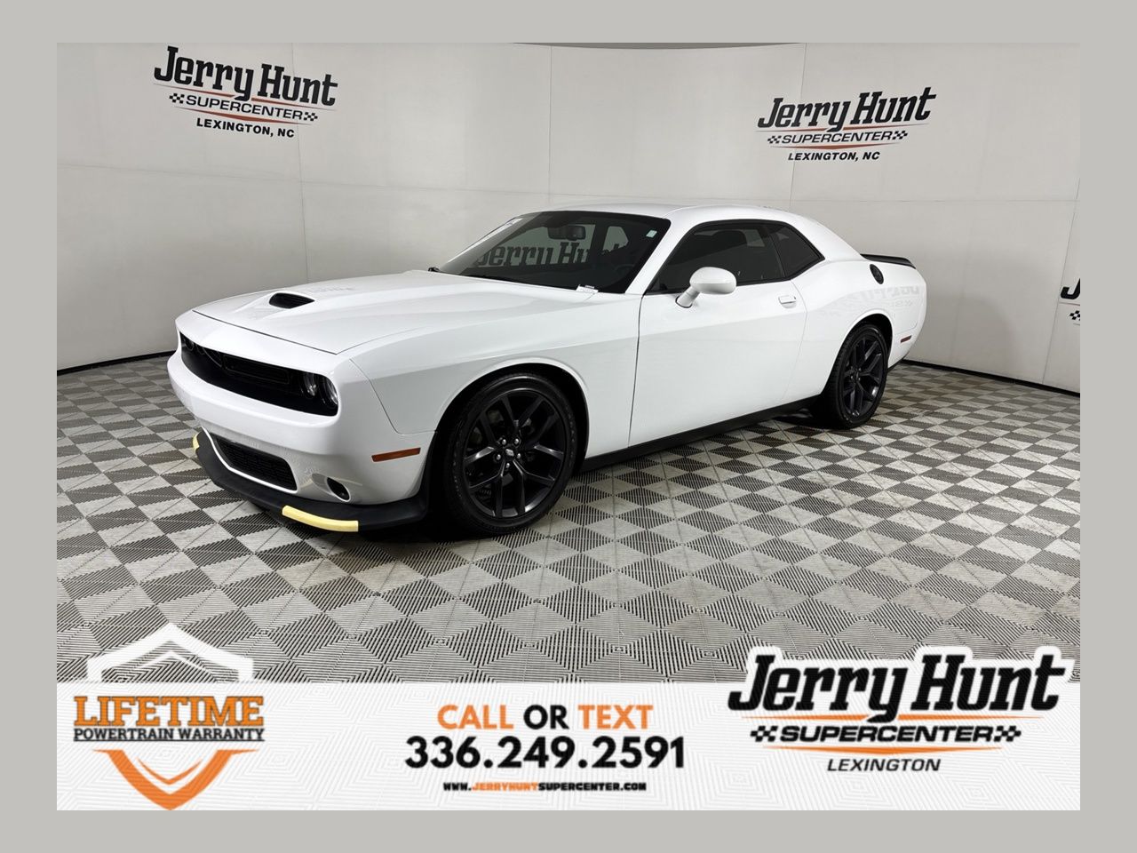 White Knuckle Clearcoat 2023 Dodge Challenger GT RWD Coupe Rear-Wheel Drive 8-Speed Automatic
