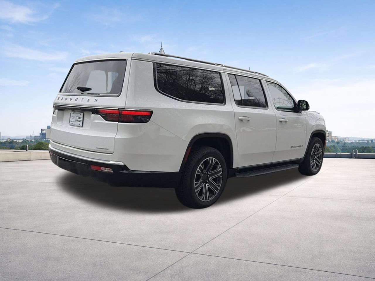 View vehicle photo 5