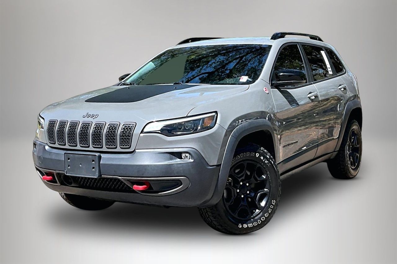 Sting-Gray Clearcoat 2022 Jeep Cherokee Trailhawk 4WD SUV / Crossover Four-Wheel Drive 9-Speed Automatic