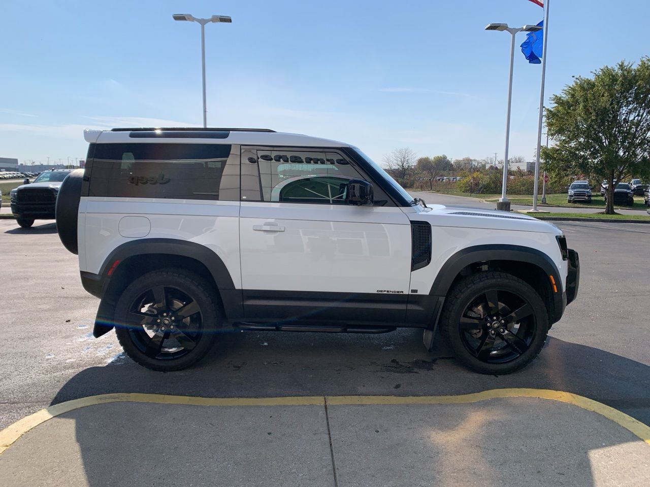 2022 Land Rover Defender 90 S 2