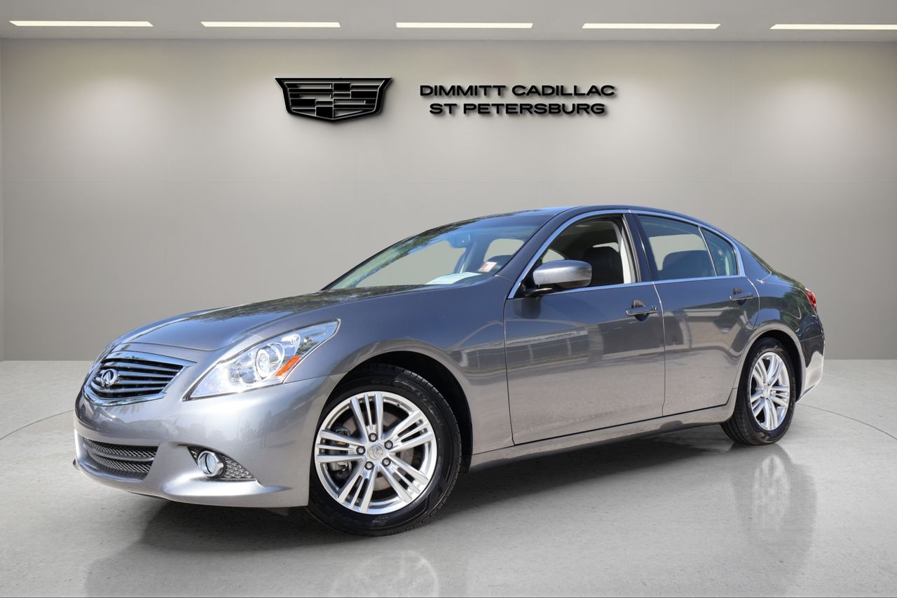 Gray (Graphite Shadow) 2013 INFINITI G37 Sedan Rear-Wheel Drive 7-Speed Automatic