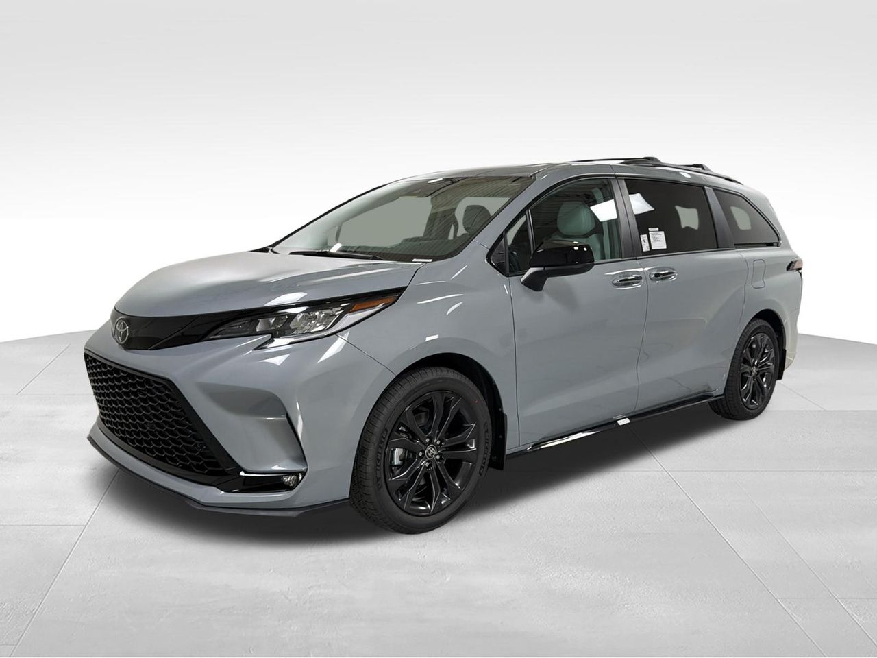 Cement 2026 Toyota Sienna XSE 7-Passenger FWD Minivan Front-Wheel Drive Continuously Variable Transmission