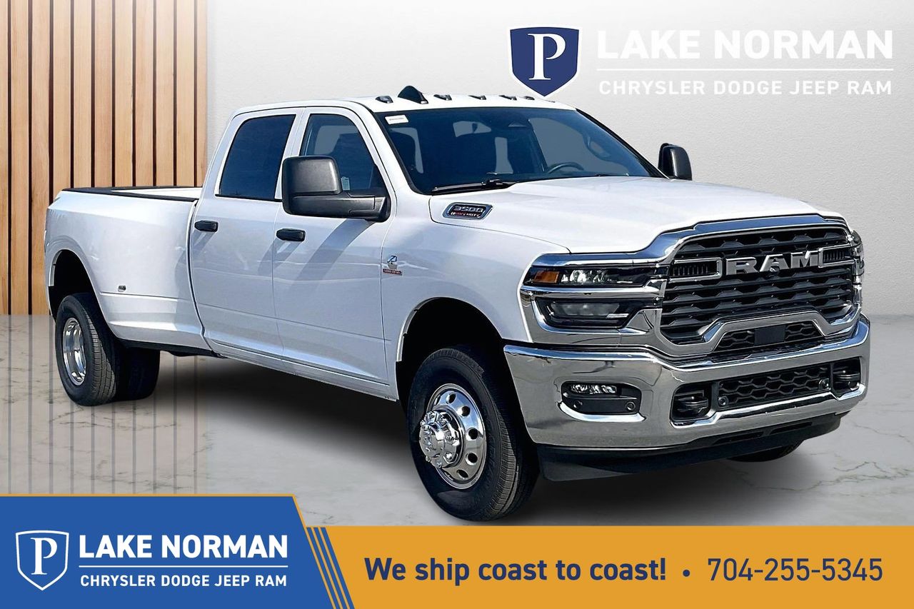 2026 RAM 3500 Tradesman Crew Cab LB DRW 4WD