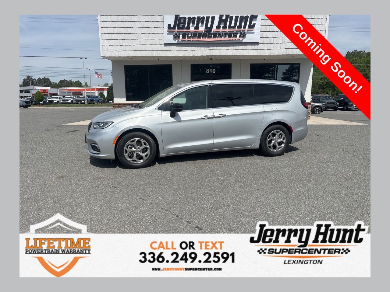 Silver Mist Clearcoat 2024 Chrysler Pacifica Limited FWD Minivan Front-Wheel Drive 9-Speed Automatic