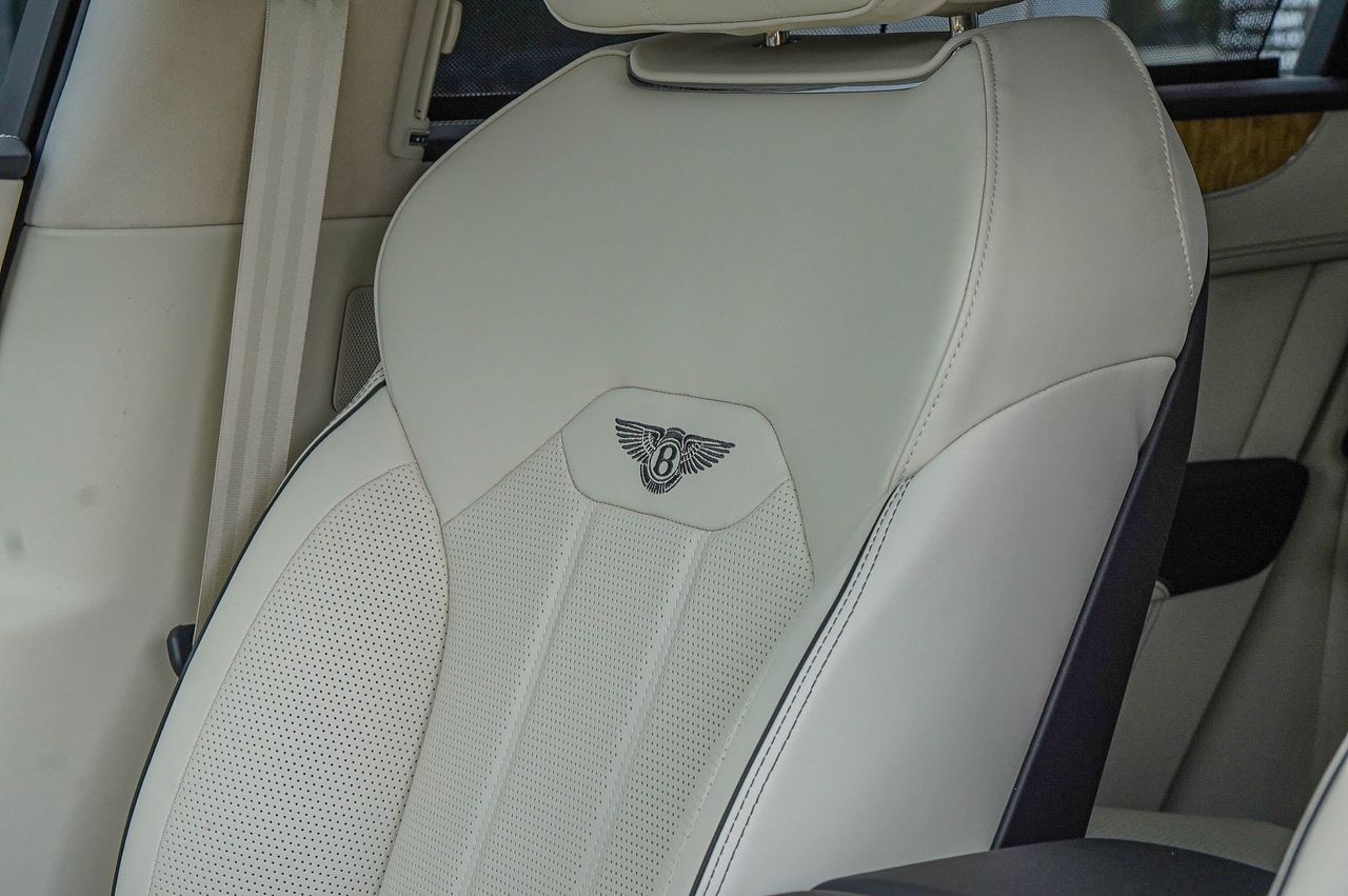 Used Car 2023 Bentley Bentayga  V8 For Sale Under $150,000 In Austin, Texas