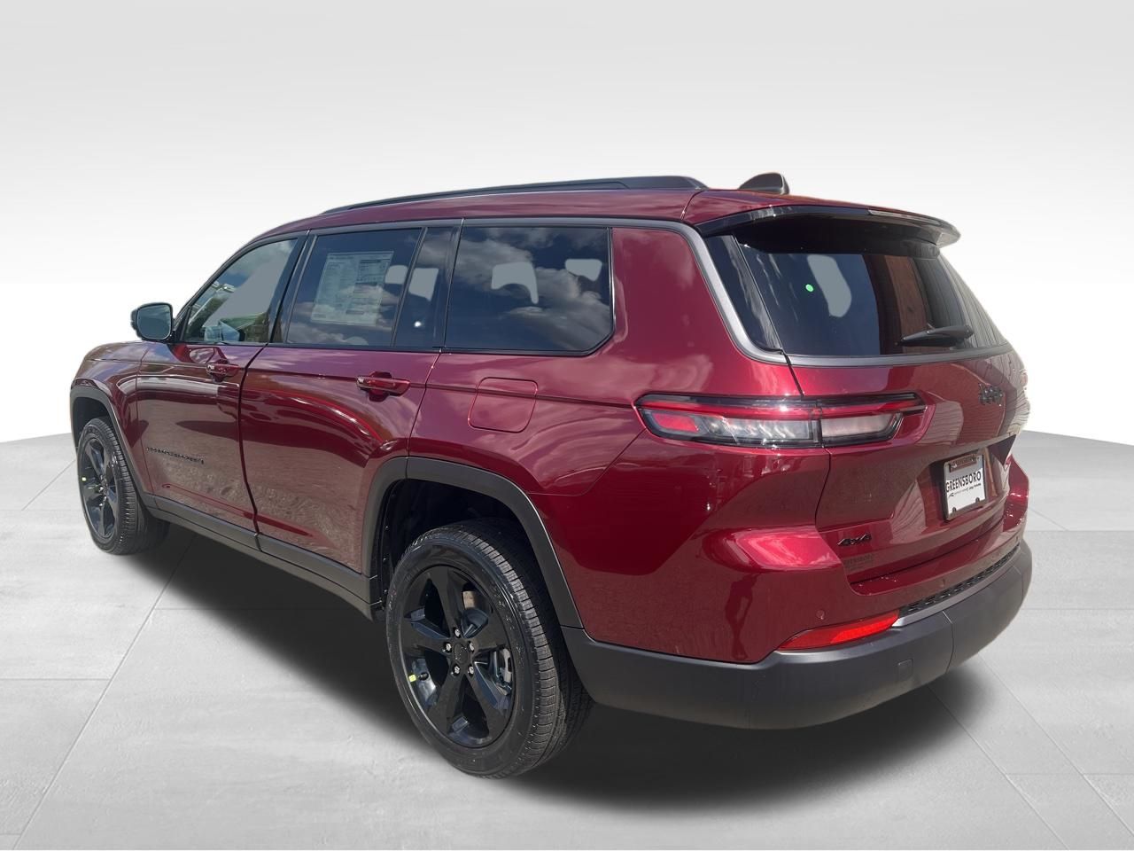 View vehicle photo 3