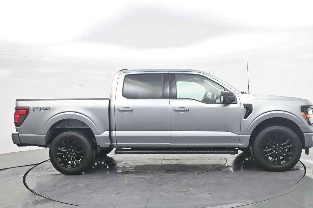 New 2026 Silver Ford XLT image 4